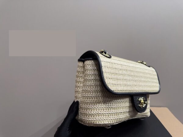 Stylish Fashion Carry CN Handbag CC263156