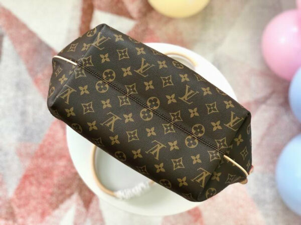 LV Turenne MM Monogram Canvas, Shoulder Bags for Women M48814 LV Turenne MM Monogram Canvas, Shoulder Bags for Women M48814