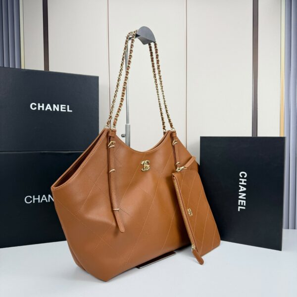 Chic Charm CN Handbag 94305.1
