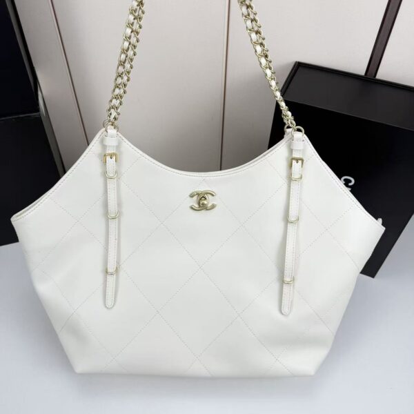 Chic Charm CN Handbag 94305.1