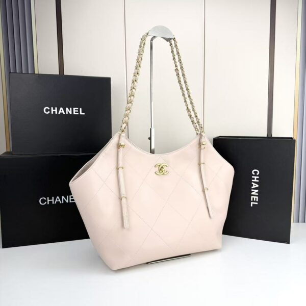 Chic Charm CN Handbag 94305.1