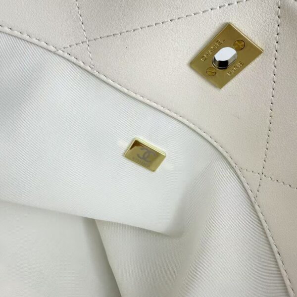 Chic Charm CN Handbag 94305.1
