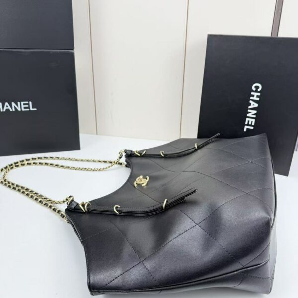 Chic Charm CN Handbag 94305.1