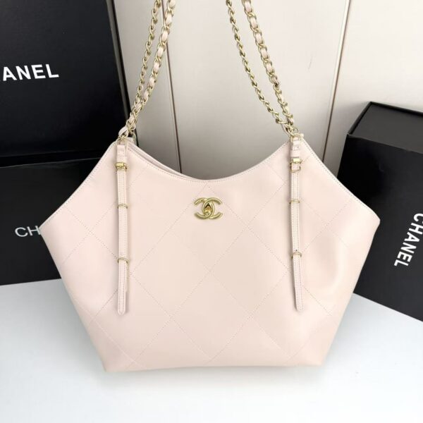 Chic Charm CN Handbag 94305.1