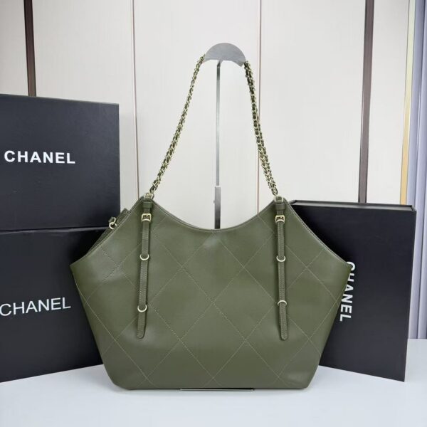 Chic Charm CN Handbag 94305.1