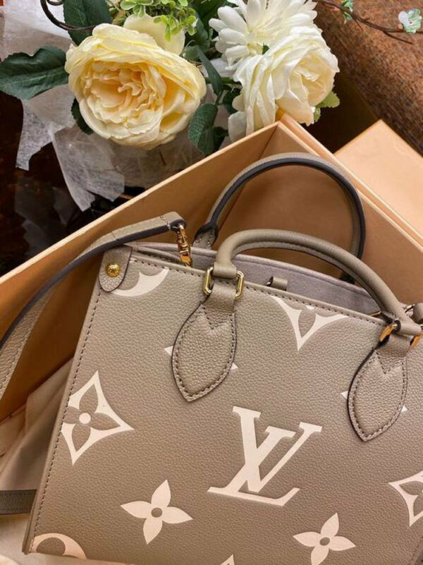 LV OnTheGo PM Bag Bicolor Light-Brown LV OnTheGo PM Bag Bicolor Light-Brown