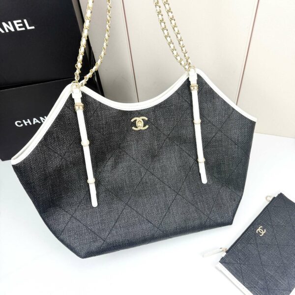 Chic Charm CN Handbag 94305