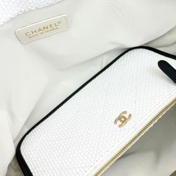 Chic Charm CN Handbag 94305
