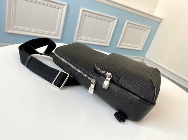 LV Avenue Sling Bag Taiga Black For Men M30443 LV Avenue Sling Bag Taiga Black For Men M30443