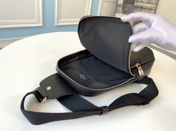 LV Avenue Sling Bag Taiga Black For Men M30443 LV Avenue Sling Bag Taiga Black For Men M30443
