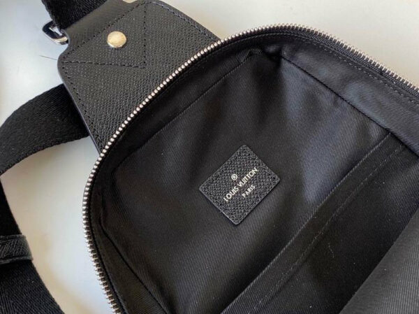 LV Avenue Sling Bag Taiga Black For Men M30443 LV Avenue Sling Bag Taiga Black For Men M30443