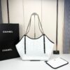 Chic Charm CN Handbag 94305
