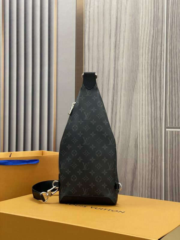 LV Duo Slingbag Black For Men M30936
