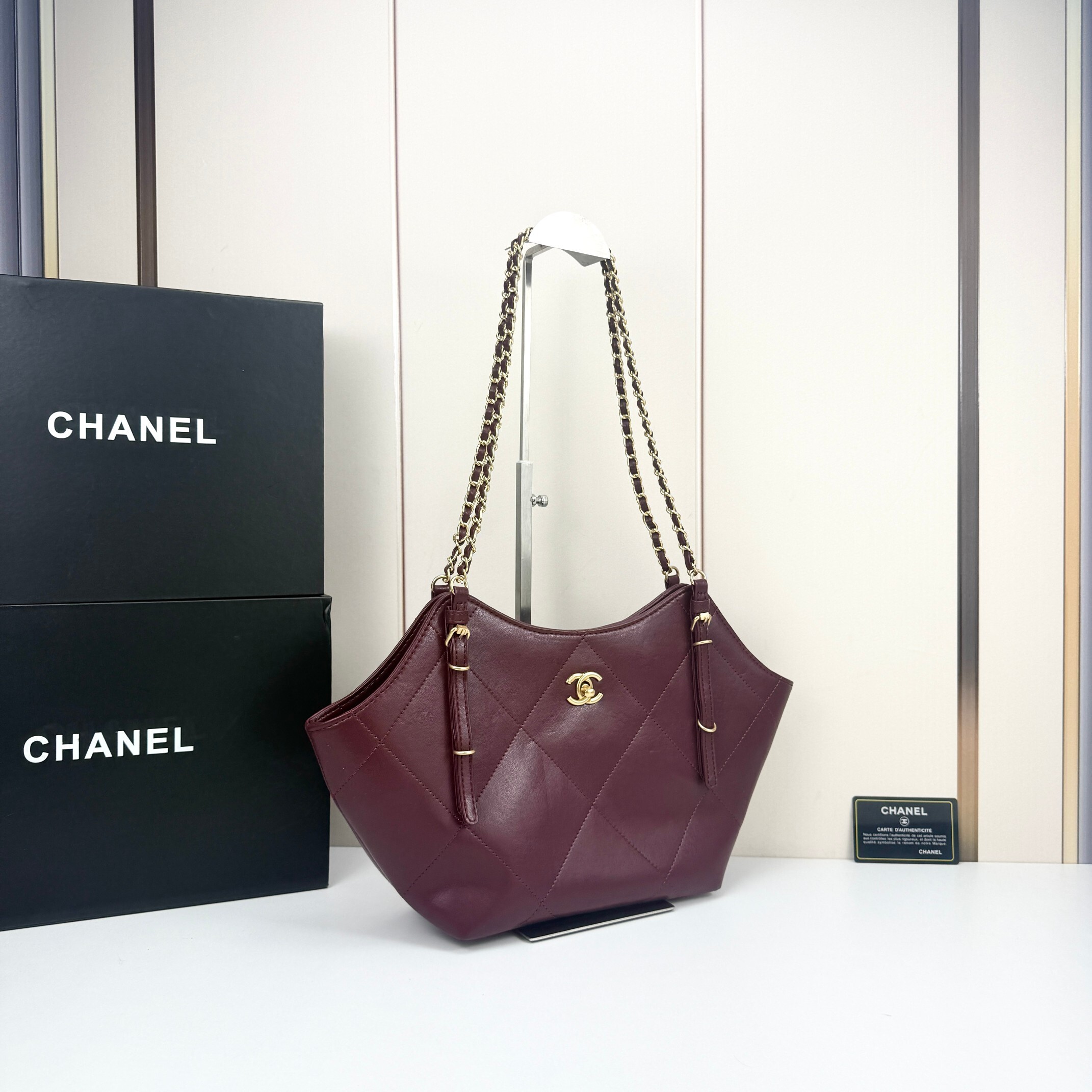 Luxury CN Handbag 8818.1 Luxury CN Handbag 8818.1