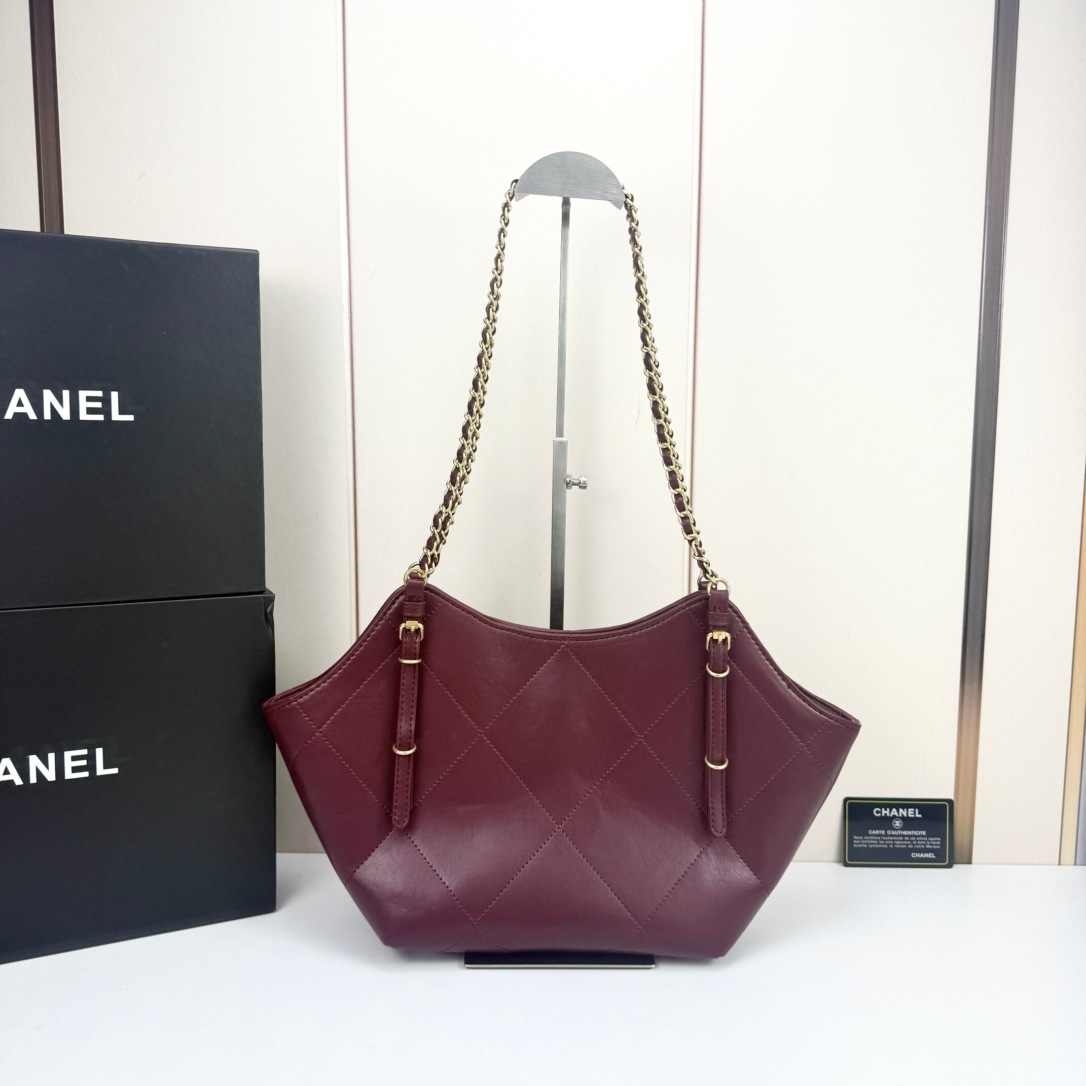 Luxury CN Handbag 8818.1 Luxury CN Handbag 8818.1