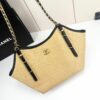 Chic Charm CN Handbag 8818