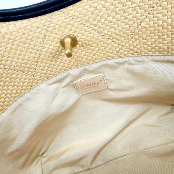 Chic Charm CN Handbag 8818