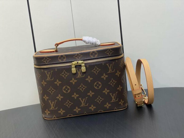 LV Nice BB Vanity Case Monogram Canvas For Women M42265