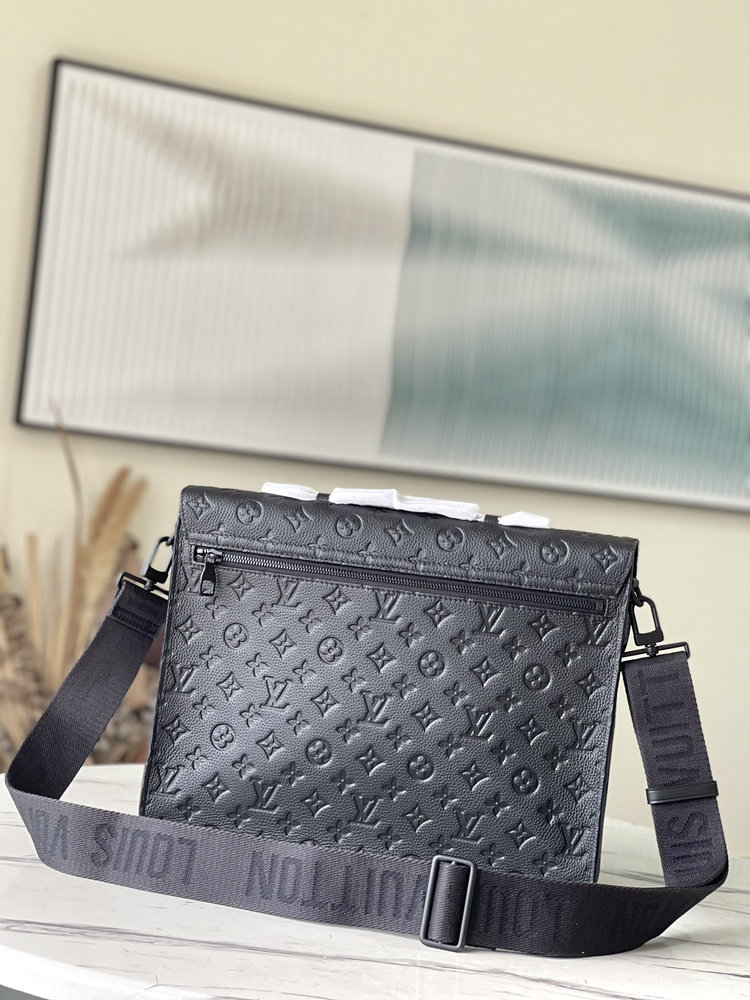 LV S-Lock Briefcase Taurillon Monogram Black For Men M20835 LV S-Lock Briefcase Taurillon Monogram Black For Men M20835