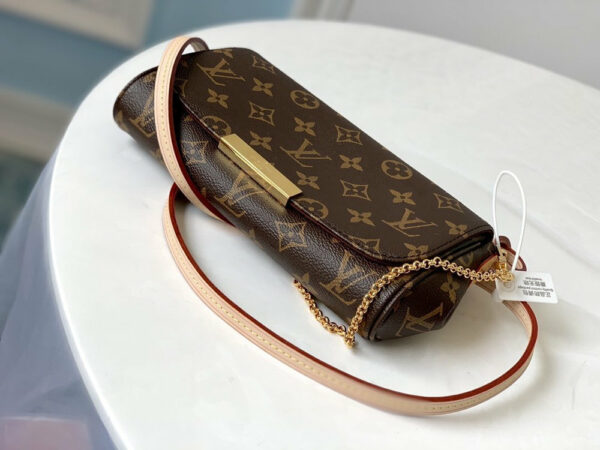 LV Favorite PM Monogram Canvas, Shoulder and Crossbody Bags for Women M40717 LV Favorite PM Monogram Canvas, Shoulder and Crossbody Bags for Women M40717
