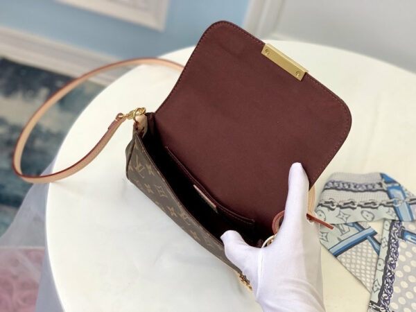 LV Favorite PM Monogram Canvas, Shoulder and Crossbody Bags for Women M40717 LV Favorite PM Monogram Canvas, Shoulder and Crossbody Bags for Women M40717