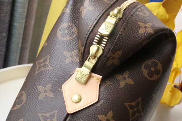 LV Cosmetic Pouch GM Monogram Canvas for Women M46458 LV Cosmetic Pouch GM Monogram Canvas for Women M46458