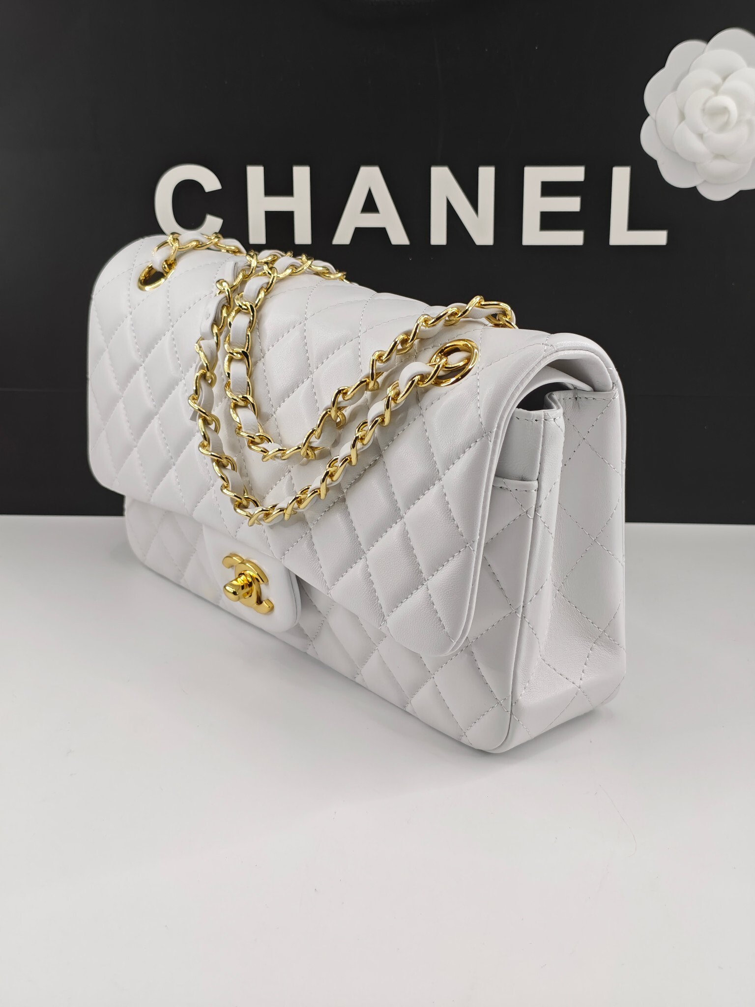 CN Classic Handbag Gold Toned Hardware White For Women A01112 CN Classic Handbag Gold Toned Hardware White For Women A01112