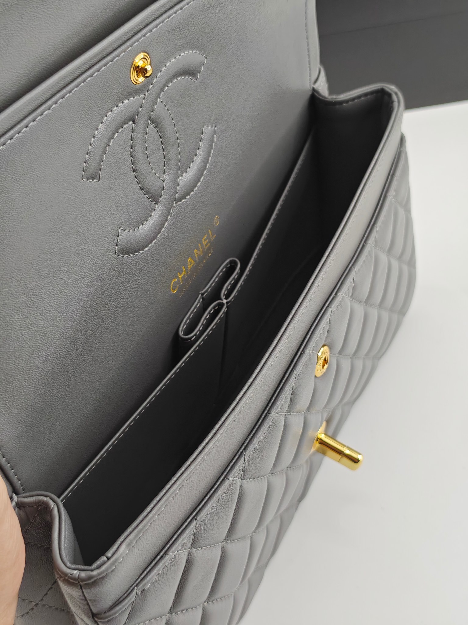 CN Classic Handbag Grey Gold Hardware For Women A01112 CN Classic Handbag Grey Gold Hardware For Women A01112