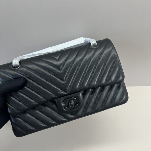 CN Chevron Classic Handbag Black Hardware Black For Women