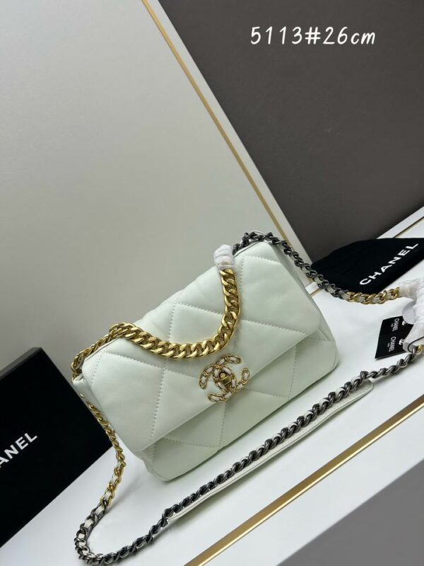 CN 19 HandBag White For Women AS1160