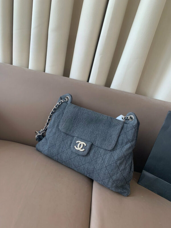 Fashion CN Gabrielle Hobo Bag 910278 Fashion CN Gabrielle Hobo Bag 910278