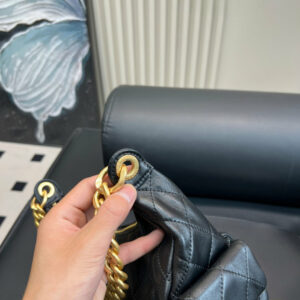 Fashion CN 25 Hobo Bag 910281 4 cmp i1756894946558 5992 0 4 result