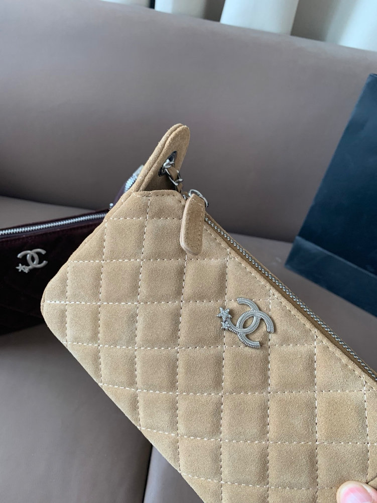 Fashion CN 25A Chain Bag In Suede 910276 Fashion CN 25A Chain Bag In Suede 910276