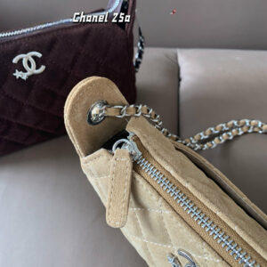 Fashion CN 25A Chain Bag In Suede 910276 5 i1756908353612 7750 0 7 Photoroom result