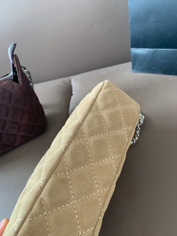 Fashion CN 25A Chain Bag In Suede 910276 Fashion CN 25A Chain Bag In Suede 910276