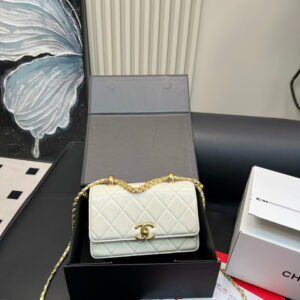 Fashion CN Mini Flap Bag White 910291