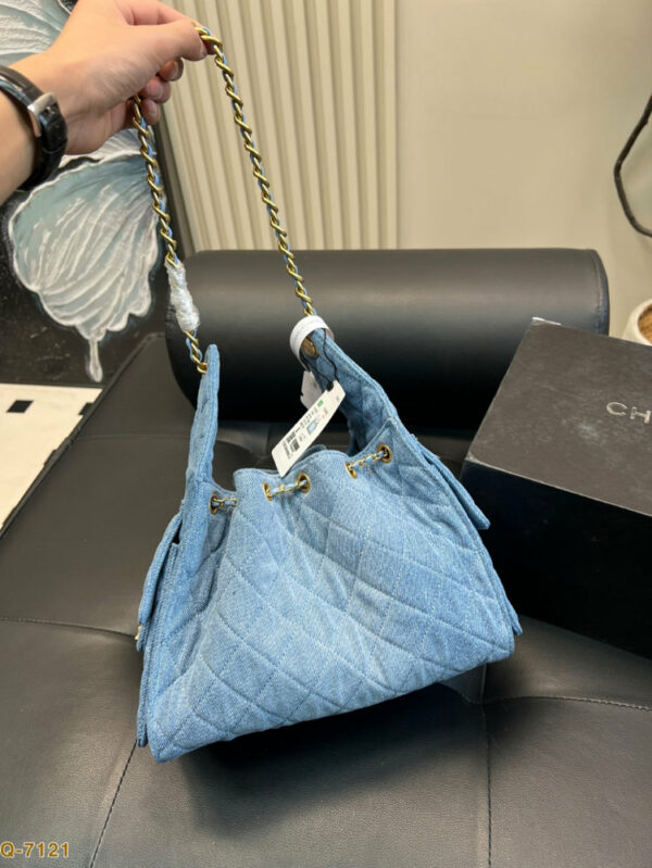 Fashion CN 25S Denim Hobo Bag 910285