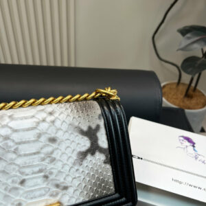 cmp i1756983419952 2211 0 1 result