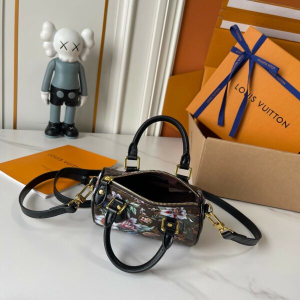 Chic Charm LV Handbag M81085 Chic Charm LV Handbag M81085