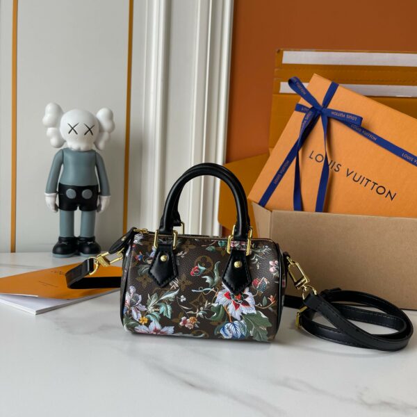 Chic Charm LV Handbag M81085 Chic Charm LV Handbag M81085