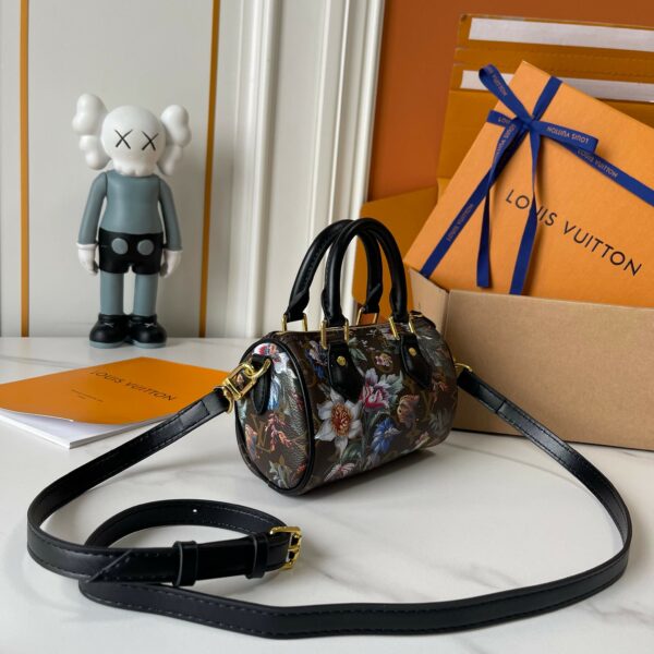 Chic Charm LV Handbag M81085 Chic Charm LV Handbag M81085