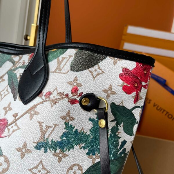 Chic Charm LV Handbag M28918-M40995 Chic Charm LV Handbag M28918-M40995