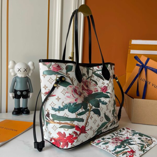 Chic Charm LV Handbag M28918-M40995 Chic Charm LV Handbag M28918-M40995