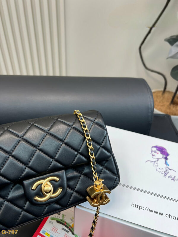 Fashion CN Mini Flap Bag Black 910299