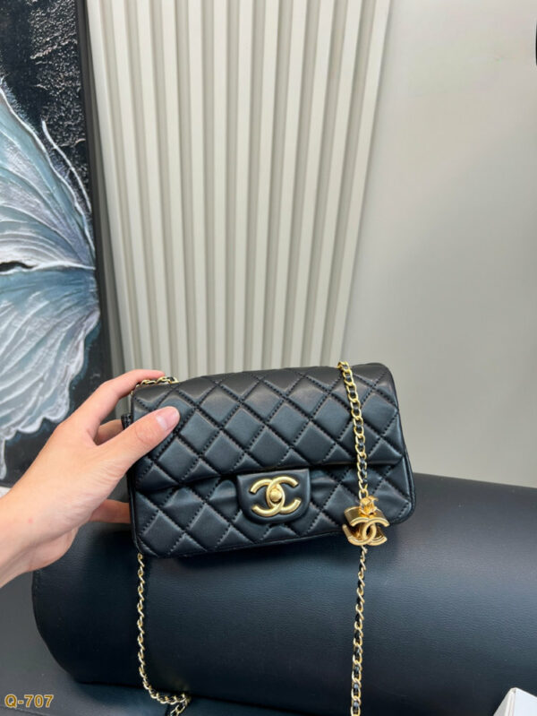 Fashion CN Mini Flap Bag Black 910299