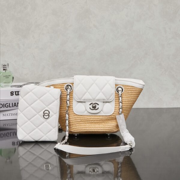 Chic Charm CN Handbag 2660-002
