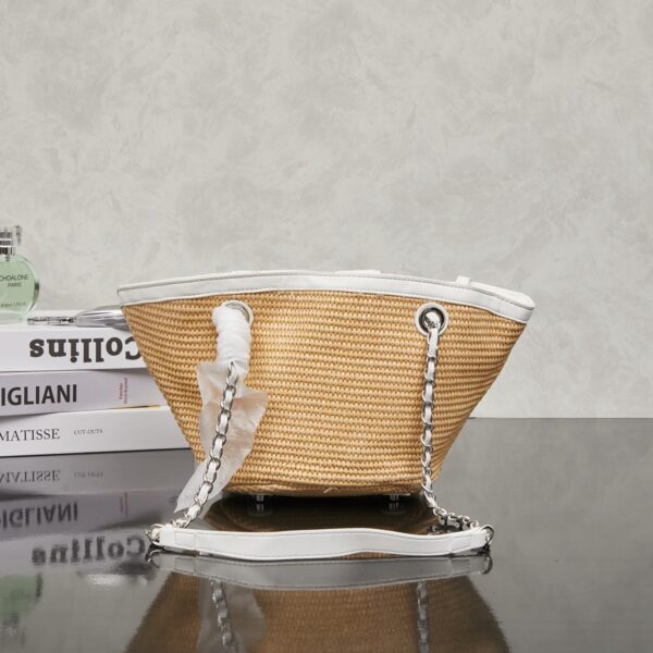 Chic Charm CN Handbag 2660-002