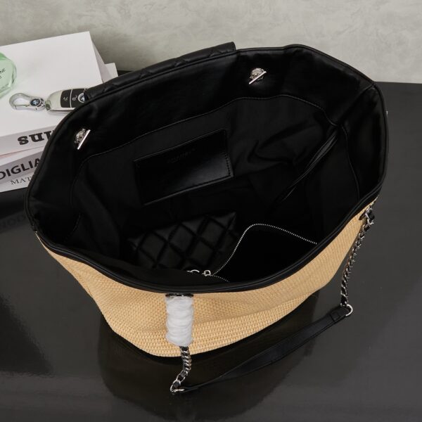 Chic Charm CN Handbag 2660-012
