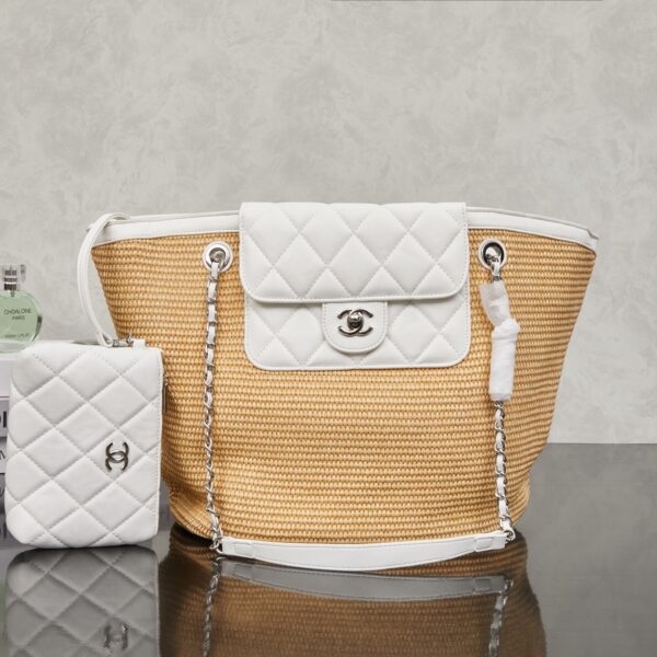 Chic Charm CN Handbag 2660-012