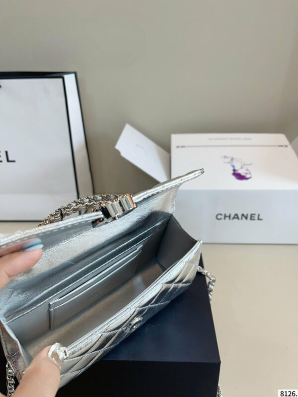 Fashion CN Kelly Wallet On Chain 910312
